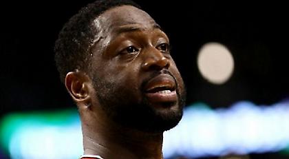 Μαθήματα οδήγησης με… Φεράρι στην οικογένεια Ουέιντ (video)