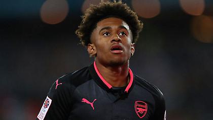 Απίστευτο «τίκι – τάκα» από τους πιτσιρικάδες της Άρσεναλ (video)