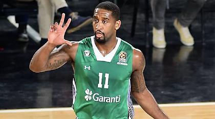 Μένει στην Νταρουσάφακα ο Ουαναμέικερ