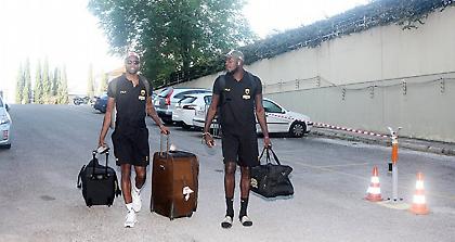 Έφυγε για Καρπενήσι η ΑΕΚ (pics)