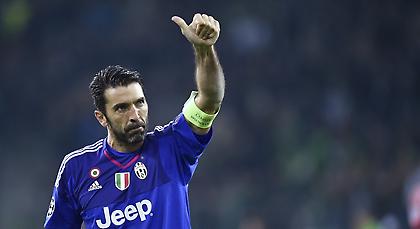 Μπουφόν: «Πρέπει να σεβαστούμε τον Ολυμπιακό»