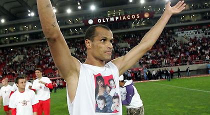 Ευχήθηκε σε Ολυμπιακό και Μπαρτσελόνα ο Ριβάλντο