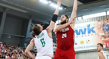 Πάει Ευρωμπάσκετ με... νίκη η Πολωνία
