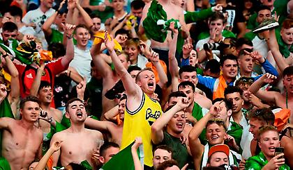 Χαμός από την ιρλανδική «κερκίδα» του ΜακΓκρέγκορ στο Λας Βέγκας (pics/video)