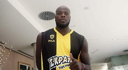 Τζέιμς: «Να κλείσω την καριέρα μου στην ΑΕΚ. Γιατί όχι;