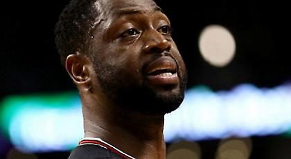 Συνεχίζει τις διακοπές του στην Αθήνα ο Ουέιντ (photo)