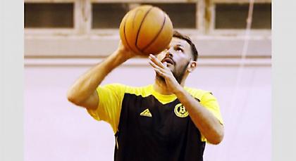 Ο Φώτσης με τα κιτρινόμαυρα του Ηλυσιακού (pics)