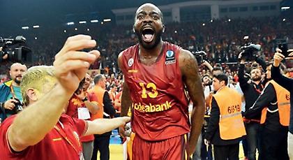 Προετοιμάζεται με Πρίφτη ο Λάσμε (pic)