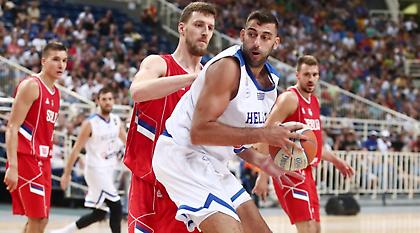 Μπουρούσης: «Να είμαστε μια γροθιά, παίζουμε για τον ελληνικό λαό»