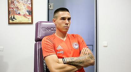 Αυτό είναι το νέο Νο 9 του Ολυμπιακού!