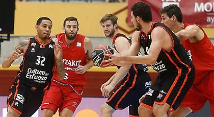 Ακροβατικό… καλάθι του Έρικ Γκριν με τη Βαλένθια (video)