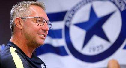 «Κάναντι, ήρθες σε μια τρελή χώρα»