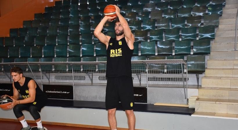 Τσαϊρέλης: «Η ομάδα χτίζεται από το μηδέν, ο κόουτς δίνει έμφαση στην λεπτομέρεια»