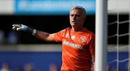 Special… τερματοφύλακας o Μουρίνιο (pics/vids)