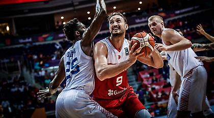 Στην υγειά του απίστευτου Μαχμούτογλου η Τουρκία!