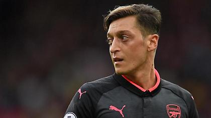 Σταμάτησε τη μεταγραφή του Εζίλ στην Μπαρτσελόνα ο Μέσι!