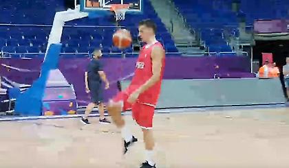 Ο… μπαλαδόρος Μπόγκνταν Μπογκντάνοβιτς