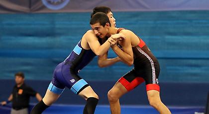 Βλέπει μετάλλιο μέσω ρεπεσάζ ο Παροτσίδης