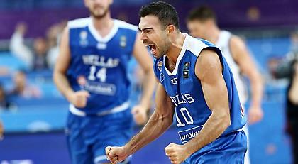 Λίγο περισσότερο Σλούκας, λίγο περισσότερο Θανάσης…