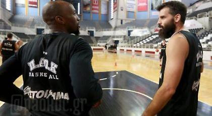 Επέστρεψε ο Χρυσικόπουλος, ξανά εκτός ο Χαραλαμπόπουλος