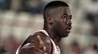 Ευχές Ολυμπιακού στον Γκόλντγουαϊρ (pic)