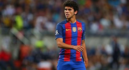 Ανανέωσε ο Αλένια με την Μπαρτσελόνα