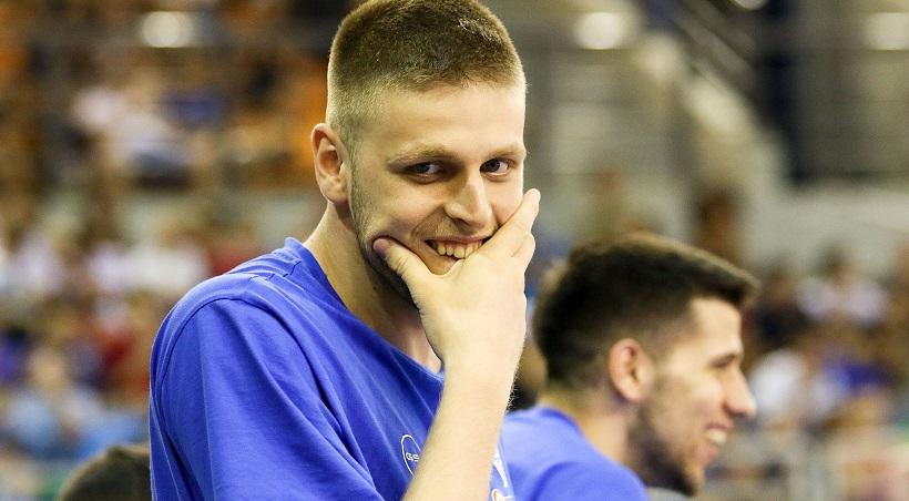 Χαραλαμπόπουλος: «Νέο σπίτι»