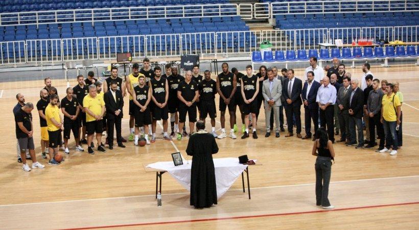 Πήρε… ευλογία η ΑΕΚ