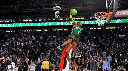 Νέιτ Ρόμπινσον: Κάρφωσε πάνω από τον Σακίλ Ο’ Νιλ ο άνθρωπος… ελατήριο (video)