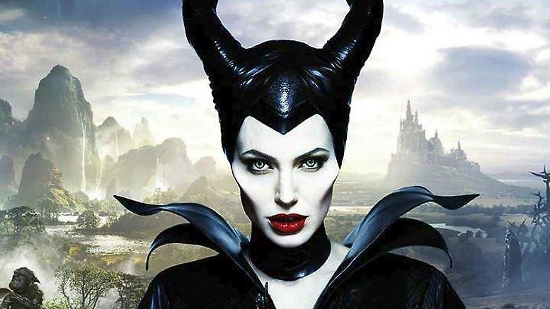 Η Αντζελίνα Τζολί βαρέθηκε να κάθεται και επιστρέφει στην οθόνη