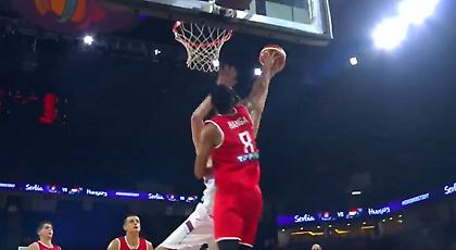 Έσβησε τα φώτα στον Κούζμιτς ο Χάνγκα (video)