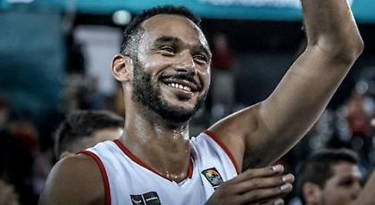 Αρνητικό ρεκόρ: “Βούλιαξε” ο Άνταμ Χάνγκα, καταπληκτική στιγμή με τη λήξη! (photo)