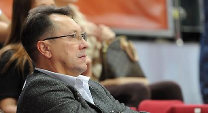 Ερέμιν: «Ο ελλιπής πάγκος της Ελλάδας και ο εξωπραγματικός Σβεντ έδωσαν την πρόκριση στη Ρωσία»