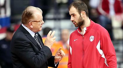 Σπανούλης: «Είμαι ευγνώμων στον Ίβκοβιτς, να γεμίσει το ΣΕΦ» (video)