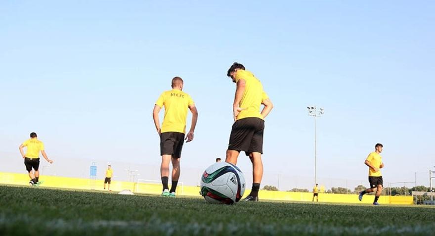 Με τα γνωστά προβλήματα η προπόνηση της ΑΕΚ