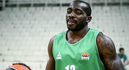 Λάσμε: «Μόνο φίλους στον Παναθηναϊκό, μας ενώνει το 13»