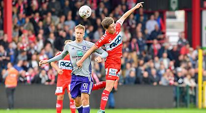 Ο Αναστασίου άφησε πιο χαμηλά την Αντερλεχτ