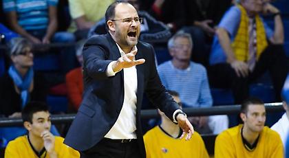 Σκέλιν αντί Πέτροβιτς στην Κροατία