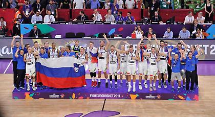 ΜΥΘΙΚΗ ομάδα, ΜΑΓΙΚΟΣ Ντράγκιτς και ΕΠΟΣ από την Σλοβενία!