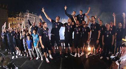 Αποθεώθηκαν οι «ασημένιοι» Σέρβοι