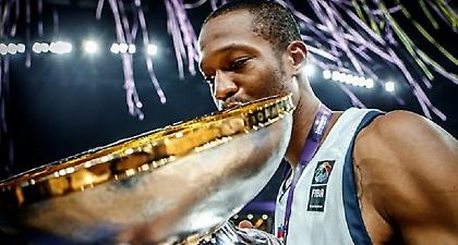 Ράντολφ: Συνέχεια στο σερί των νατουραλιζέ Πρωταθλητών Ευρώπης