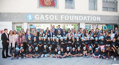 Εγκαινίασαν νέα πτέρυγα του ιδρύματός τους τα αδέρφια Γκασόλ (pic/video)