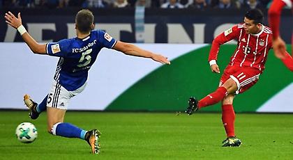 Τριάρα η Μπάγερν στη Σάλκε με σόου Χάμες