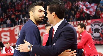 Αποθεώθηκε ο Σλούκας στο ΣΕΦ