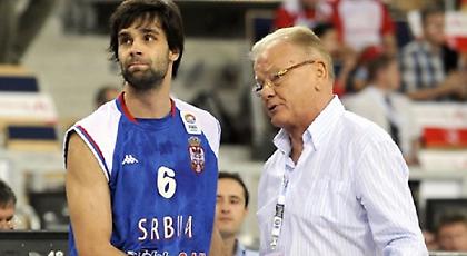 Τεόντοσιτς: «Λυπάμαι που έλειπα. Ευχαριστώ Ντούντα»