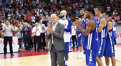 Χάινς: «Ορισμός του θρύλου ο Ίβκοβιτς»