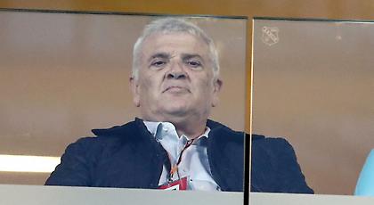 Βλέπεις τι συμβαίνει ως ΑΕΚτζής και λες να ‘ναι καλά ο Μελισσανίδης