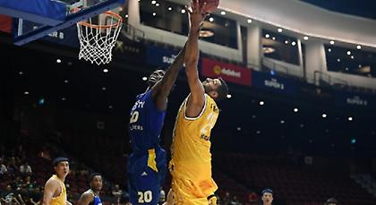 Εξαιρετικός Μπουρούσης με νταμπλ-νταμπλ