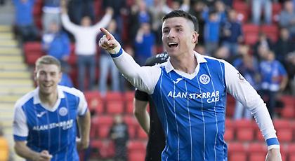 «Άγια» νίκη με ανατροπή