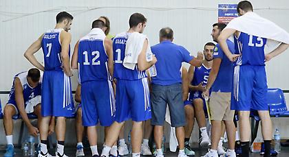 Ο Ηρακλής καταγγέλλει επίθεση οπαδού του Εθνικού σε παίκτη του!